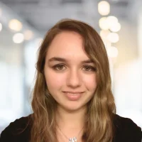 Sheridan_Headshot_Indoor